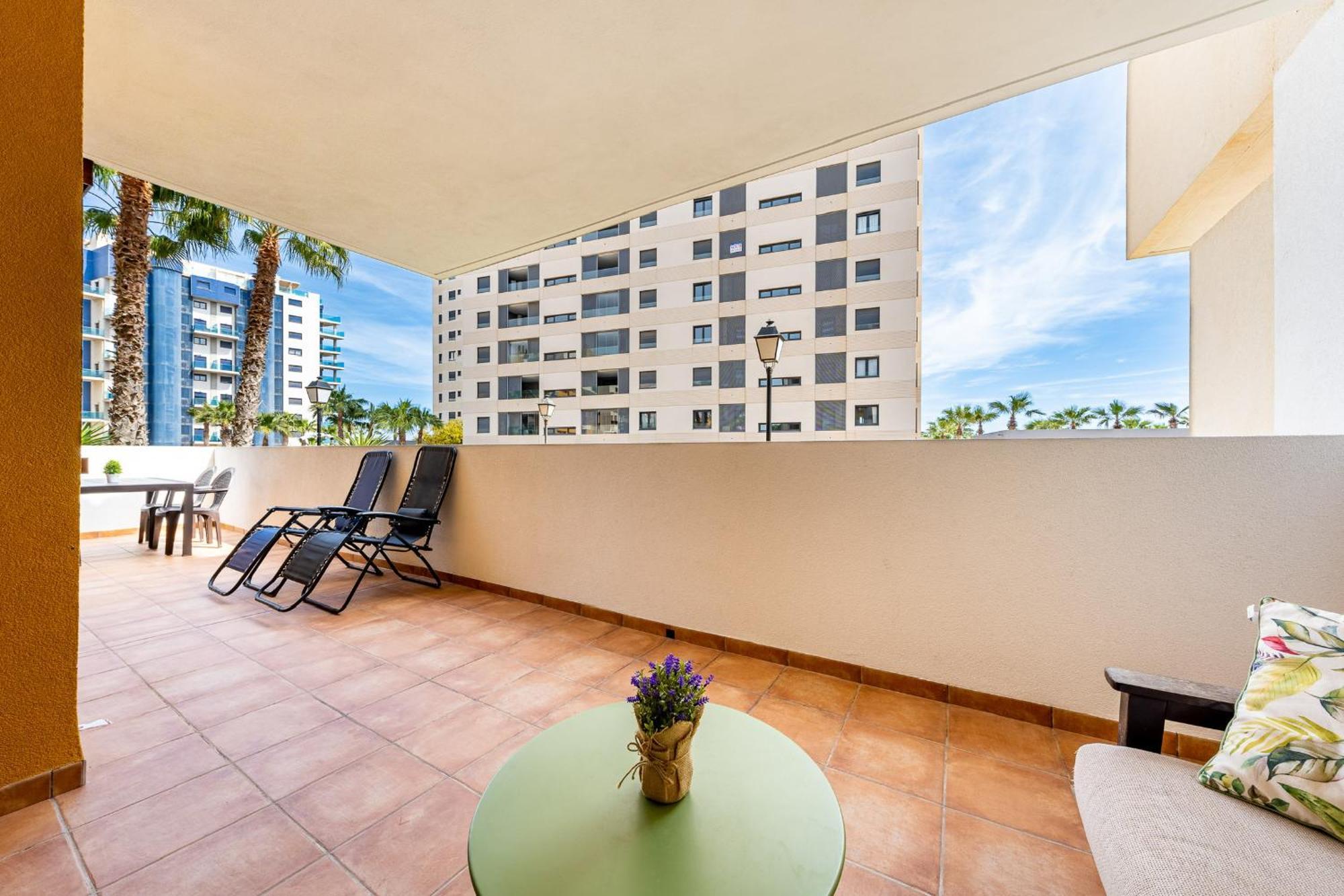 Tornado Apartamento Sunrise Torrevieja Luaran gambar
